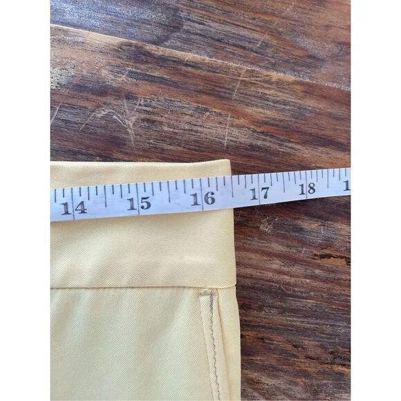 Izod XFG Women's Stretch Bermuda Shorts Yellow Size 10 - Picture 8 of 8
